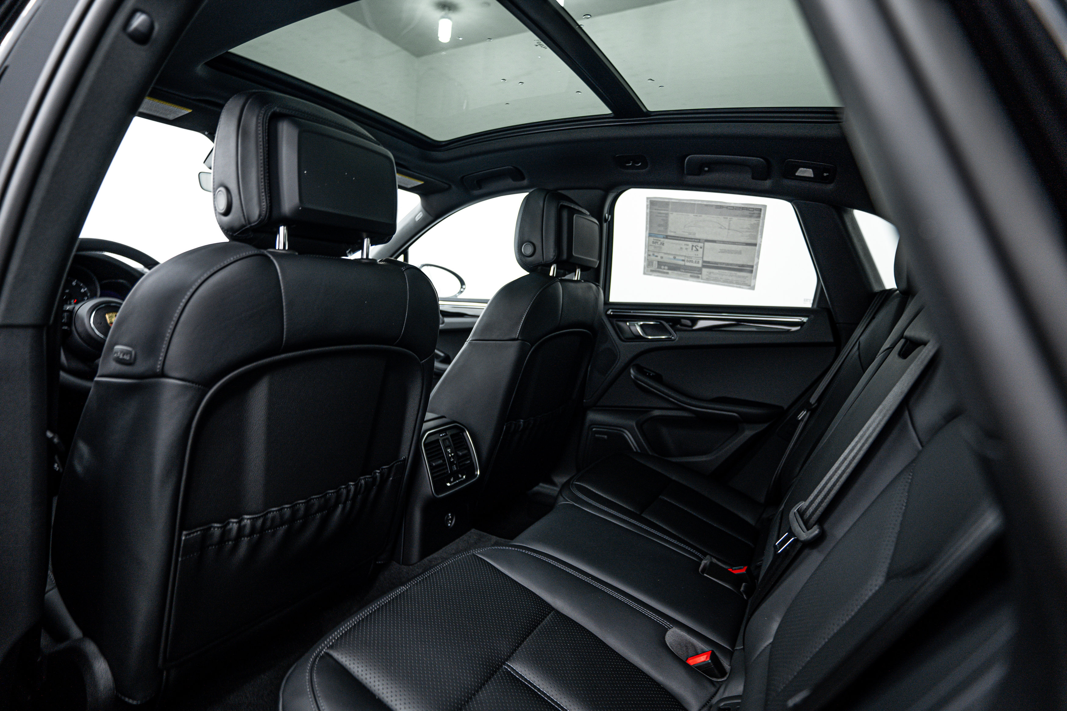 New 2025 Porsche Macan image 23