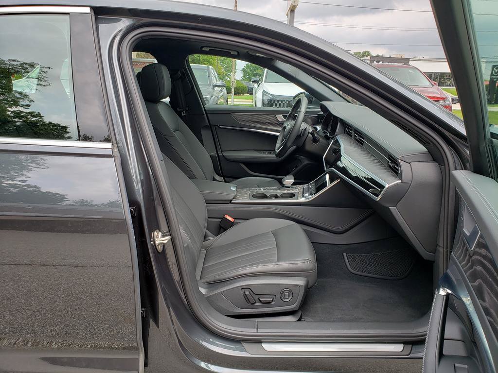 Used 2025 Audi A6 Premium Plus w/ Premium Plus Package AWD/4WD image 17