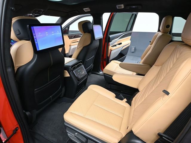 Used 2026 Cadillac Escalade IQ Sport 2 w/ LPO, ONYX Package image 42