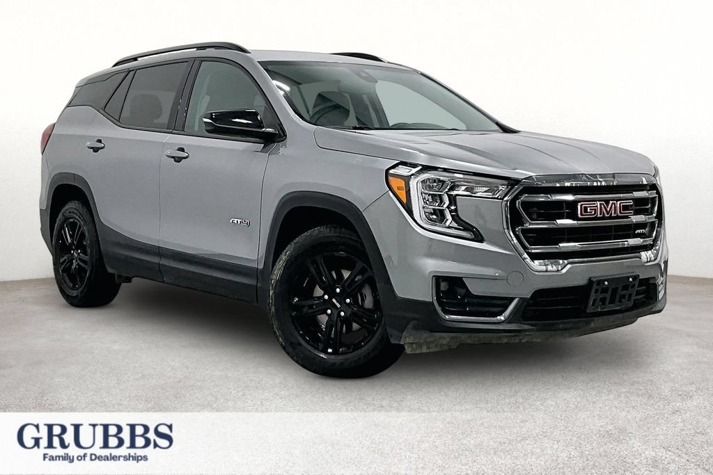 Used 2023 GMC Terrain AT4