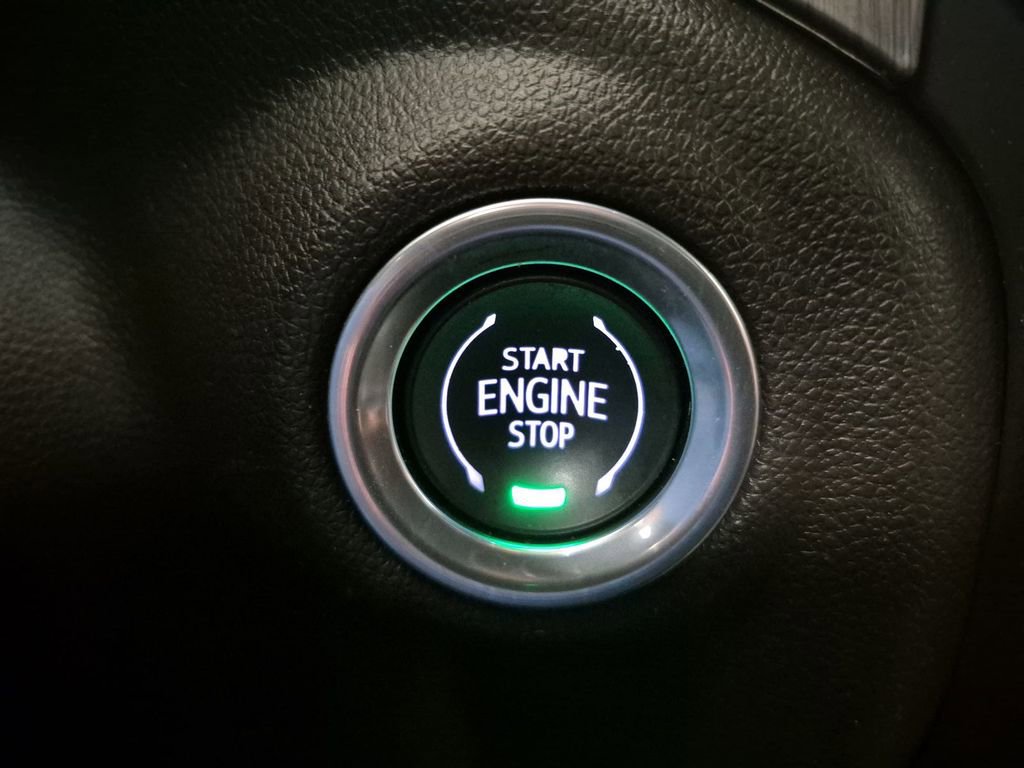 Used 2021 GMC Sierra 1500 Denali w/ Denali Ultimate Package image 17