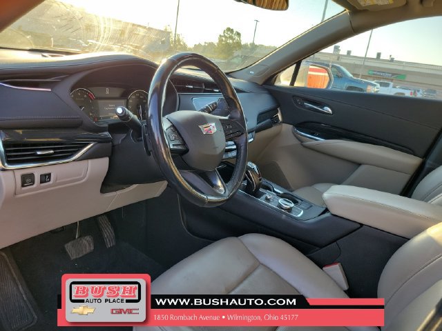 Used 2019 Cadillac XT4 Premium Luxury FWD image 19