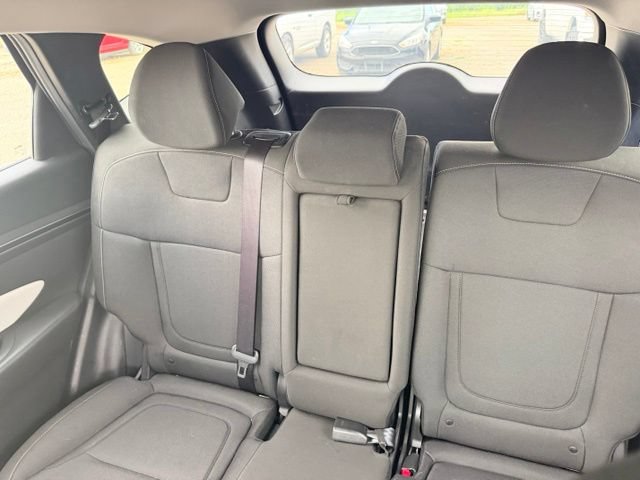 Used 2022 Hyundai Tucson SEL FWD image 16