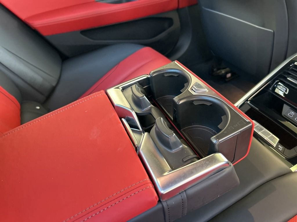 Used 2025 BMW M850i xDrive image 32