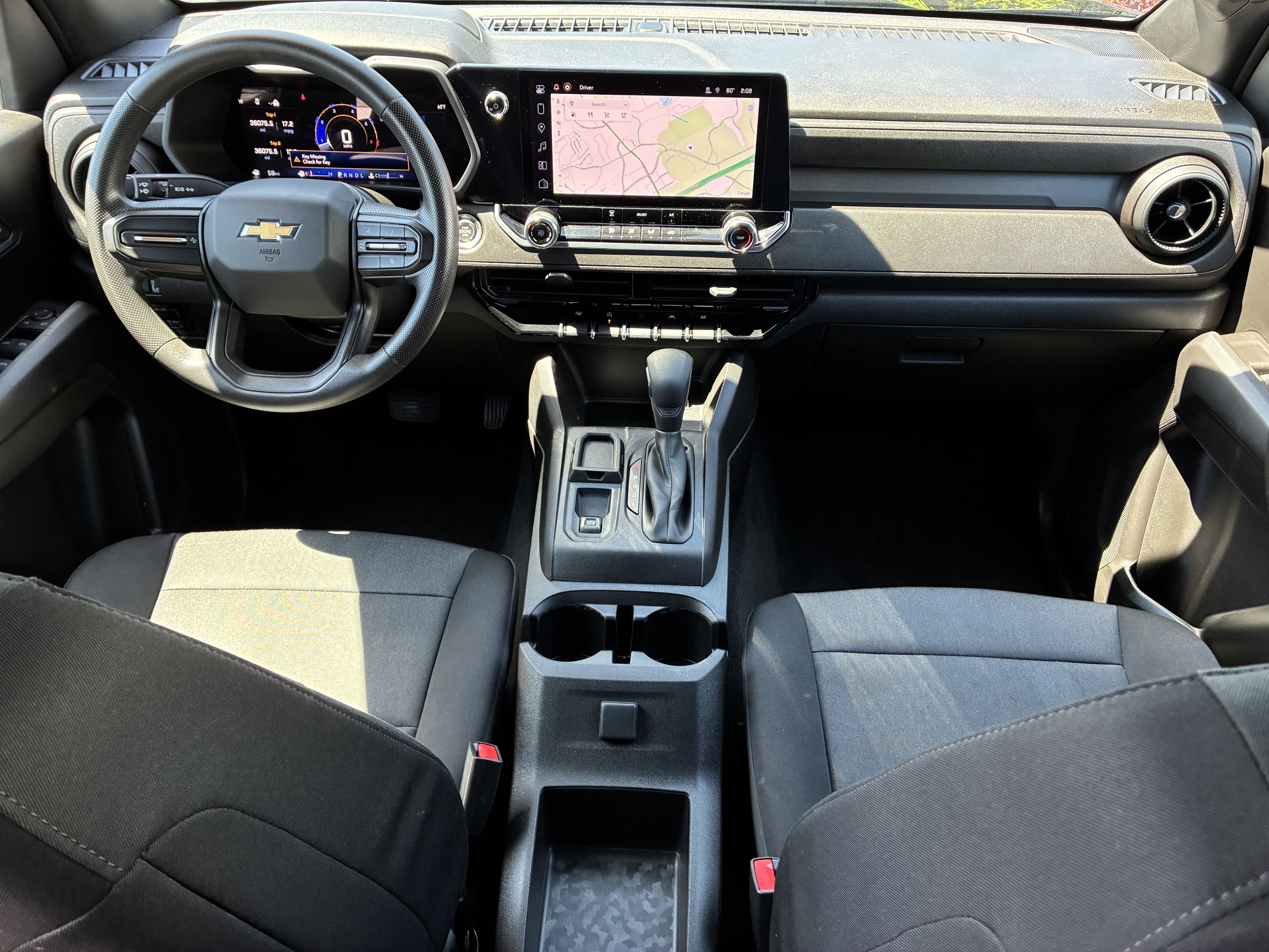 Used 2024 Chevrolet Colorado W/T image 10