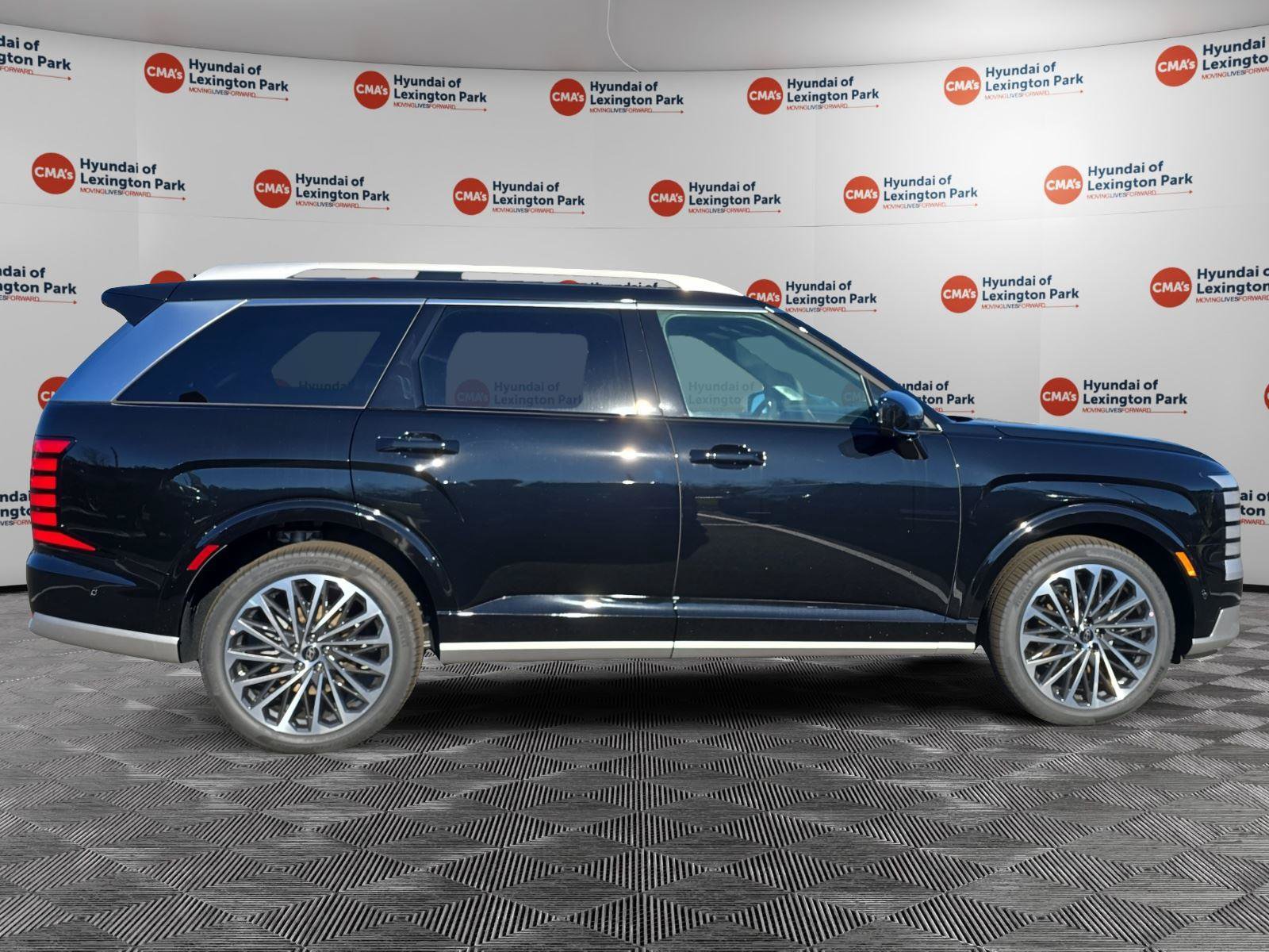New 2026 Hyundai Palisade Calligraphy FWD image 8