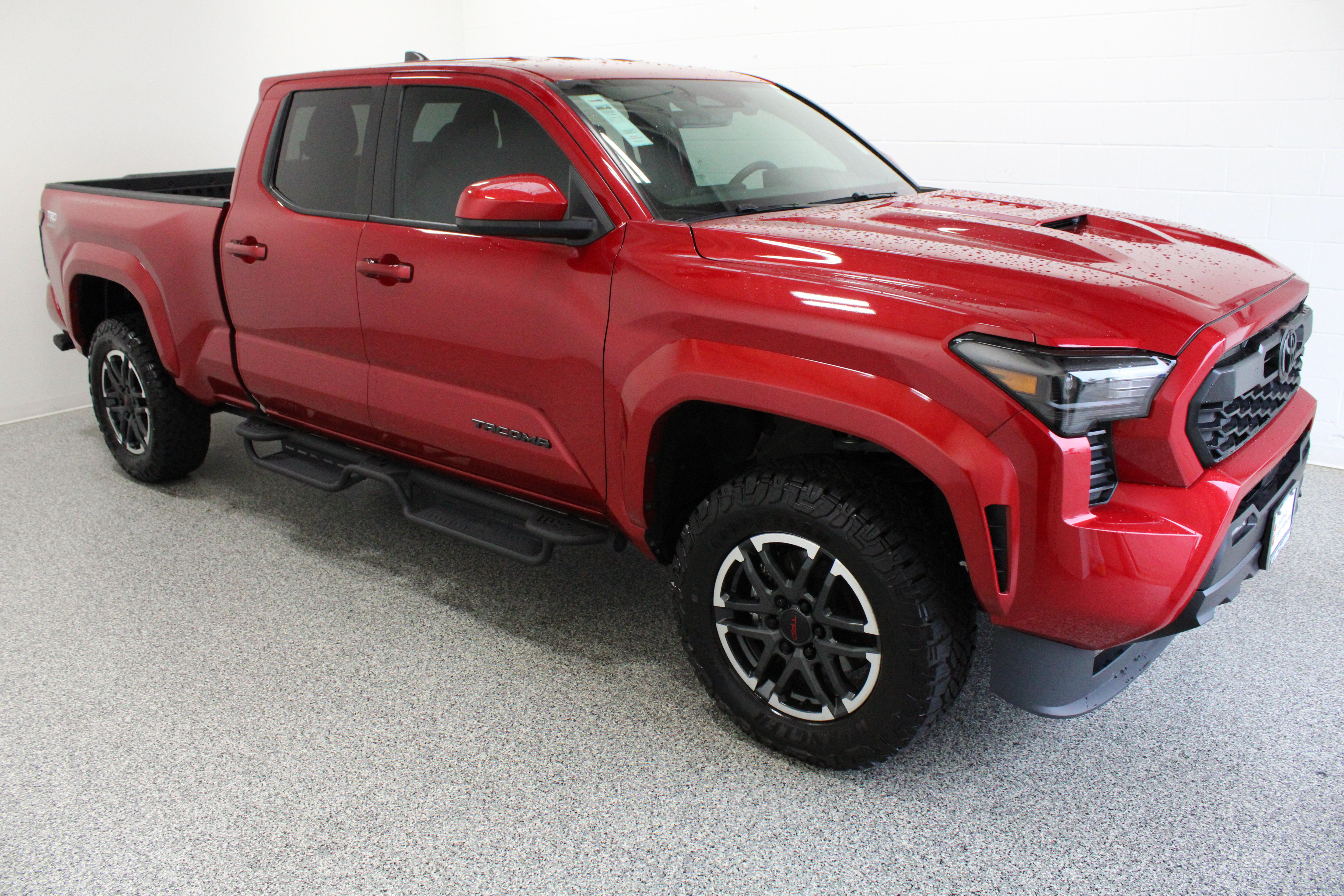 Certified 2026 Toyota Tacoma TRD Sport AWD/4WD image 4