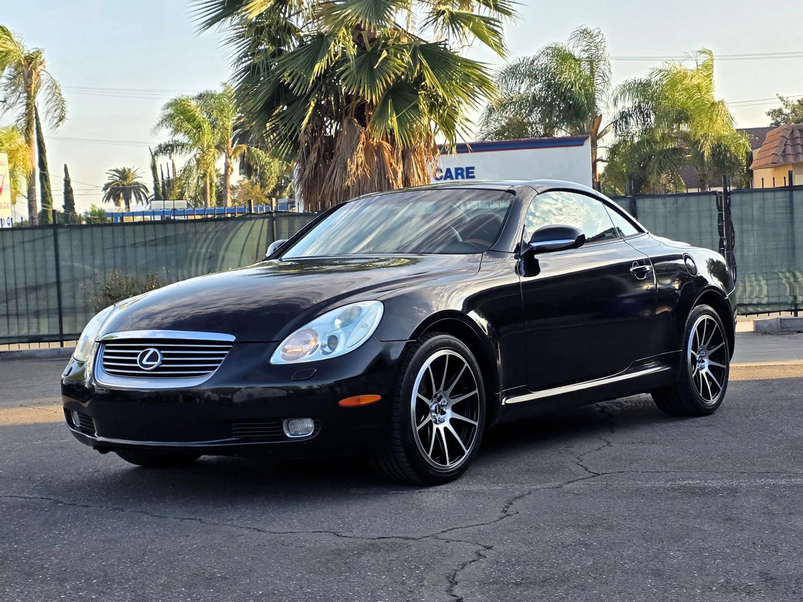 Used 2002 Lexus SC 430 Convertible RWD image 1