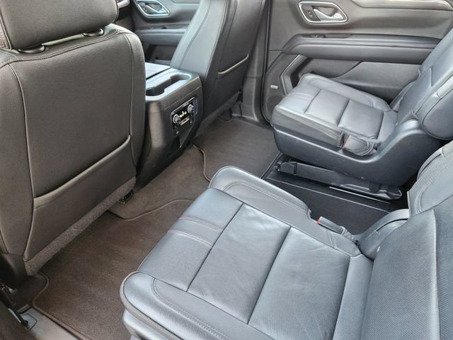 Used 2022 Chevrolet Suburban RST w/ Luxury Package AWD/4WD image 30