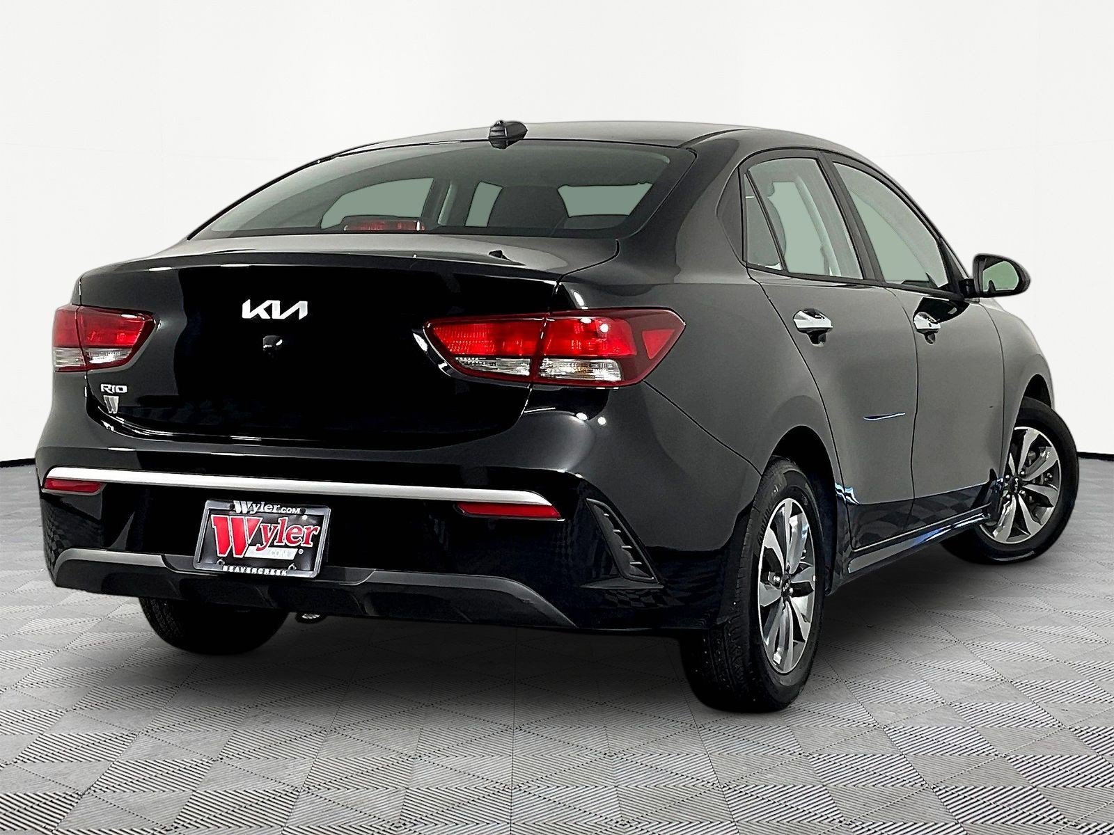 Used 2023 Kia Rio S w/ Technology Package FWD image 6
