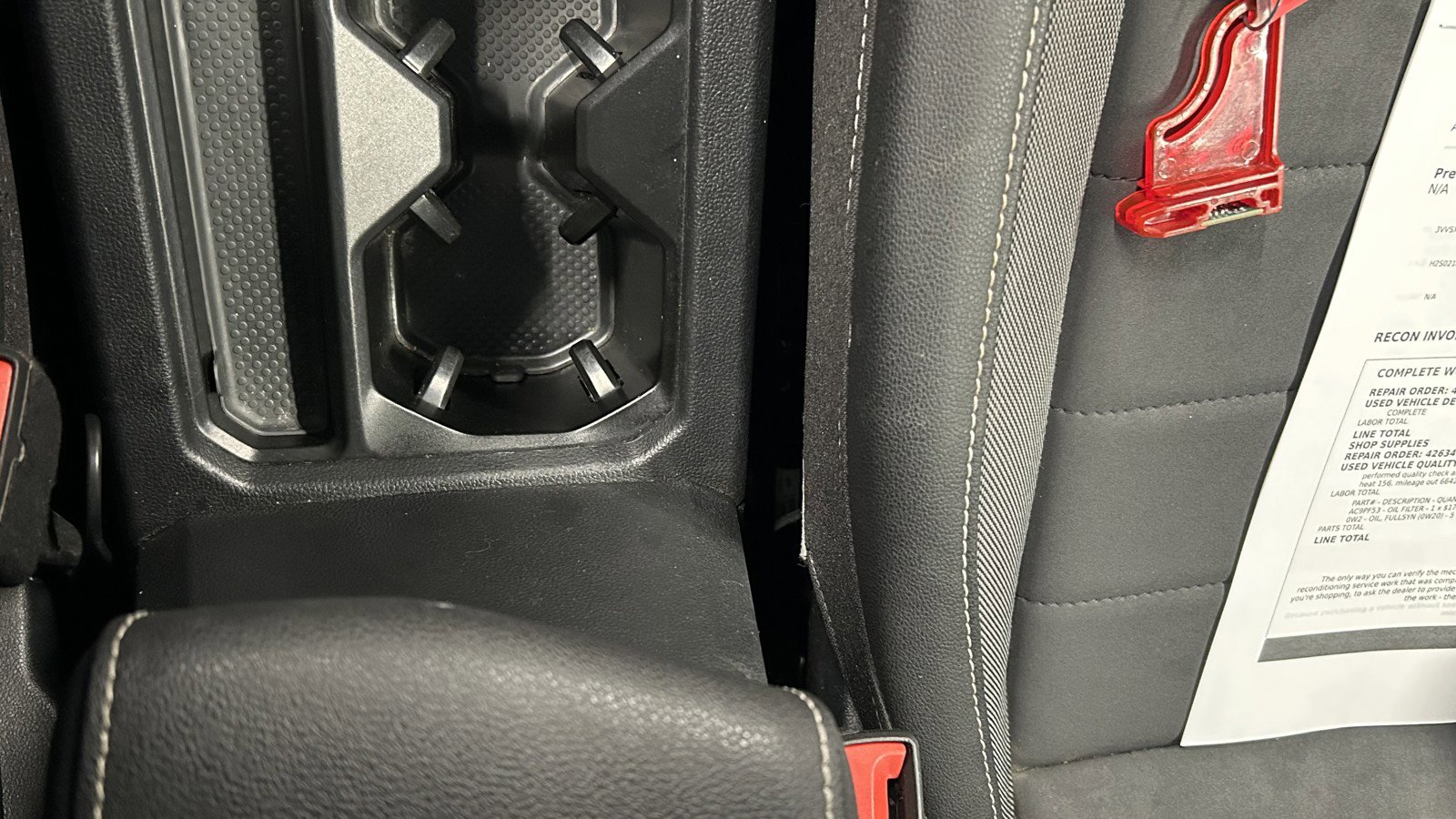 Used 2024 Volkswagen Taos SE image 36