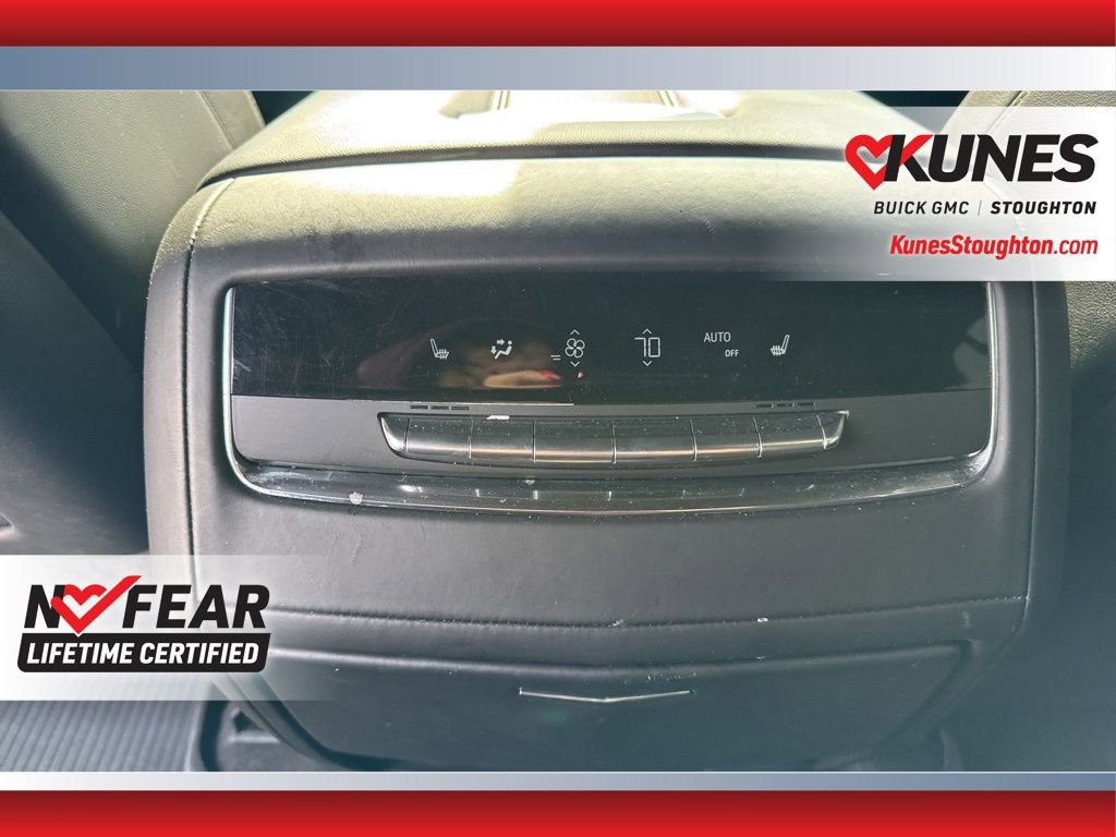 Used 2024 Cadillac Escalade ESV Sport Platinum w/ LPO, ONYX Package image 42