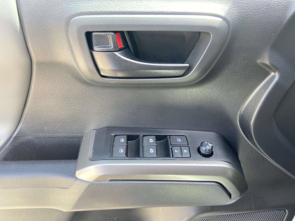 Used 2023 Toyota Tacoma SR5 RWD image 14