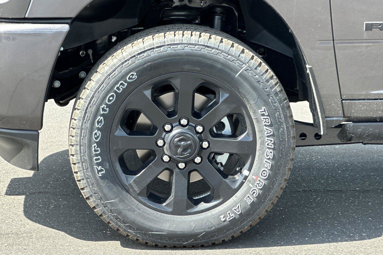New 2026 RAM 3500 Laramie AWD/4WD image 24