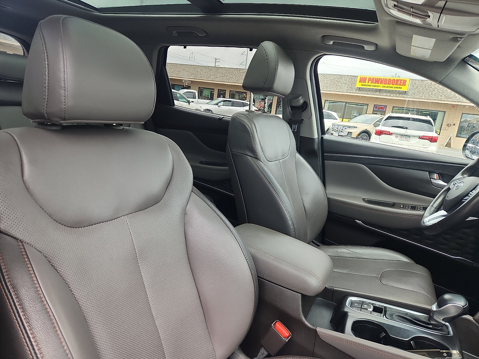 Used 2020 Hyundai Santa Fe Limited w/ Cargo Package AWD/4WD image 32