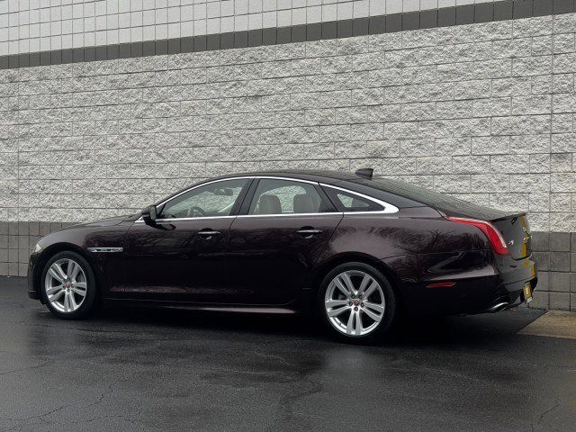 Used 2016 Jaguar XJ R-Sport RWD image 13
