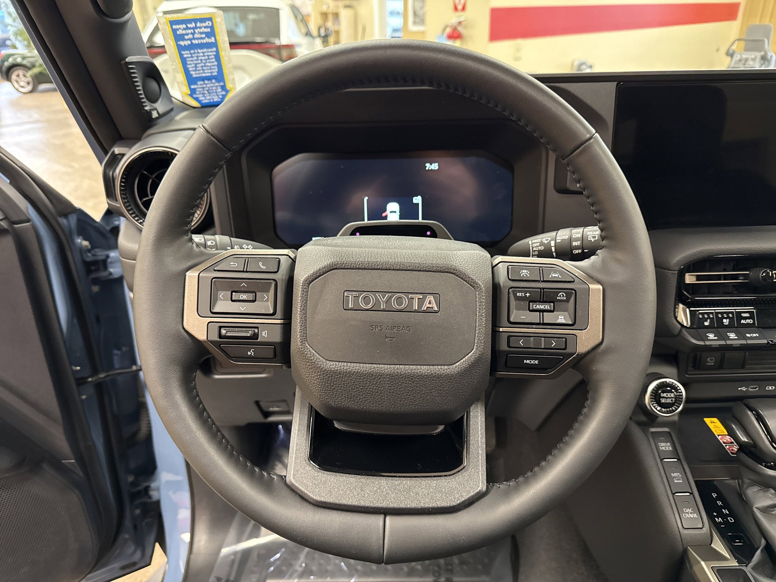 Used 2025 Toyota Land Cruiser w/ Premium Package image 33