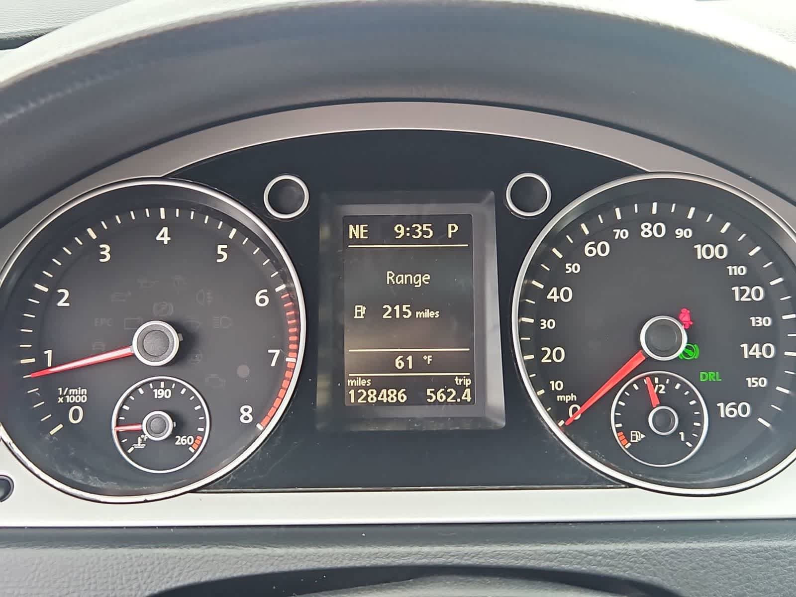Used 2010 Volkswagen Passat Komfort FWD image 32