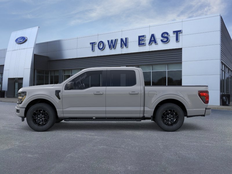 New 2026 Ford F150 XLT w/ XLT Black Appearance Package RWD image 27