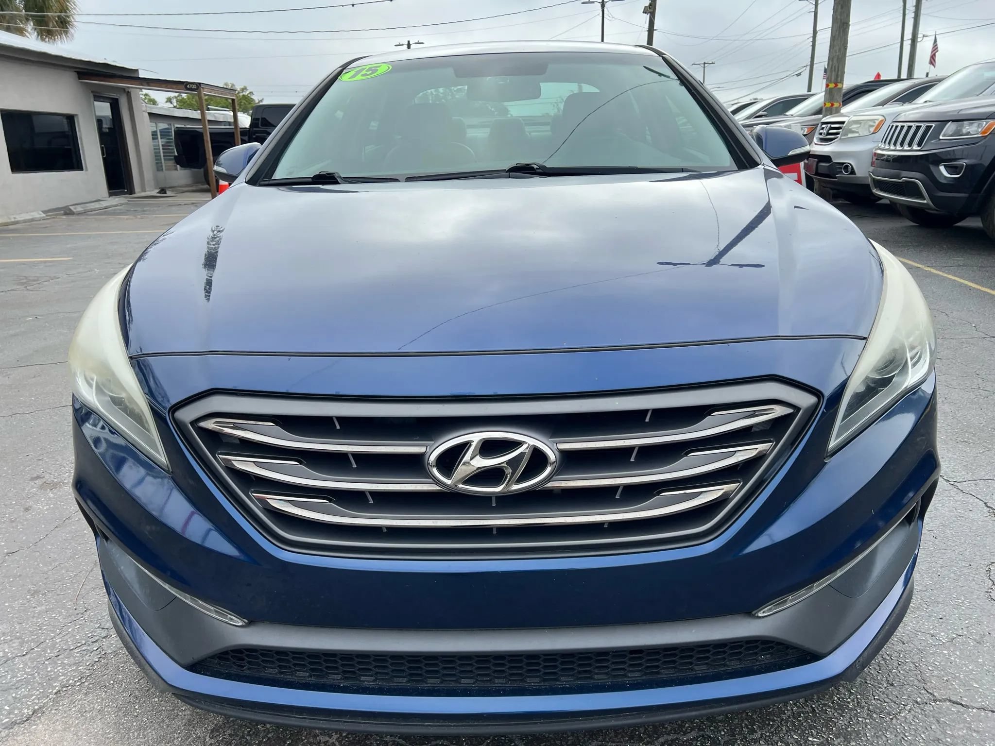Used 2015 Hyundai Sonata Sport w/ Option Group 04 FWD image 3