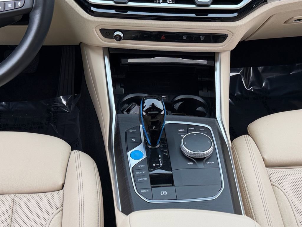 Used 2023 BMW i4 eDrive35 w/ Premium Package image 13