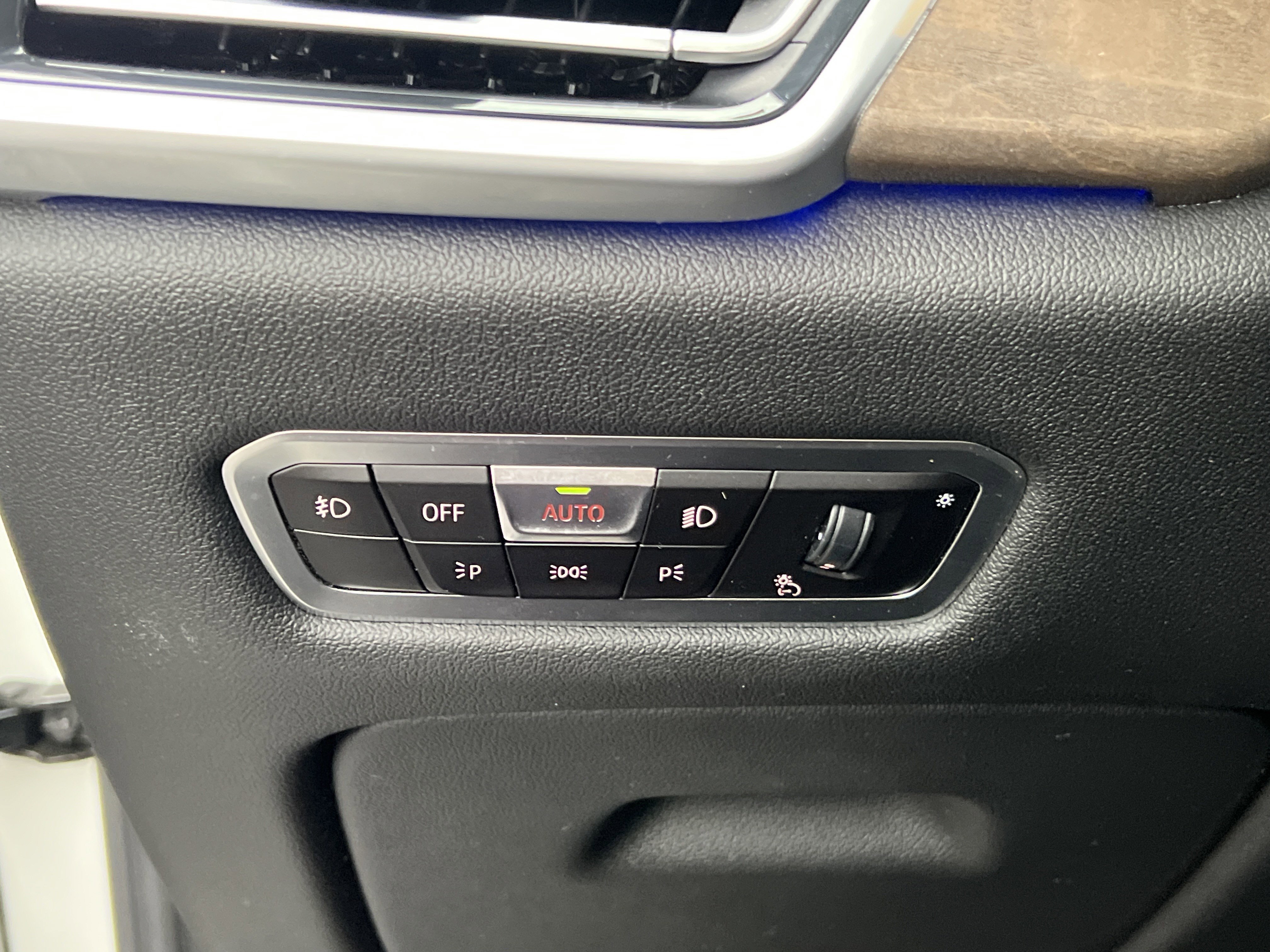 Used 2021 BMW X5 sDrive40i w/ Convenience Package image 30