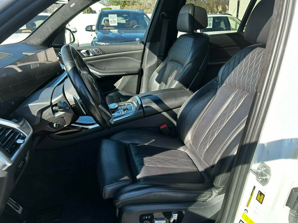 Used 2023 BMW X7 xDrive40i w/ Executive Package image 10