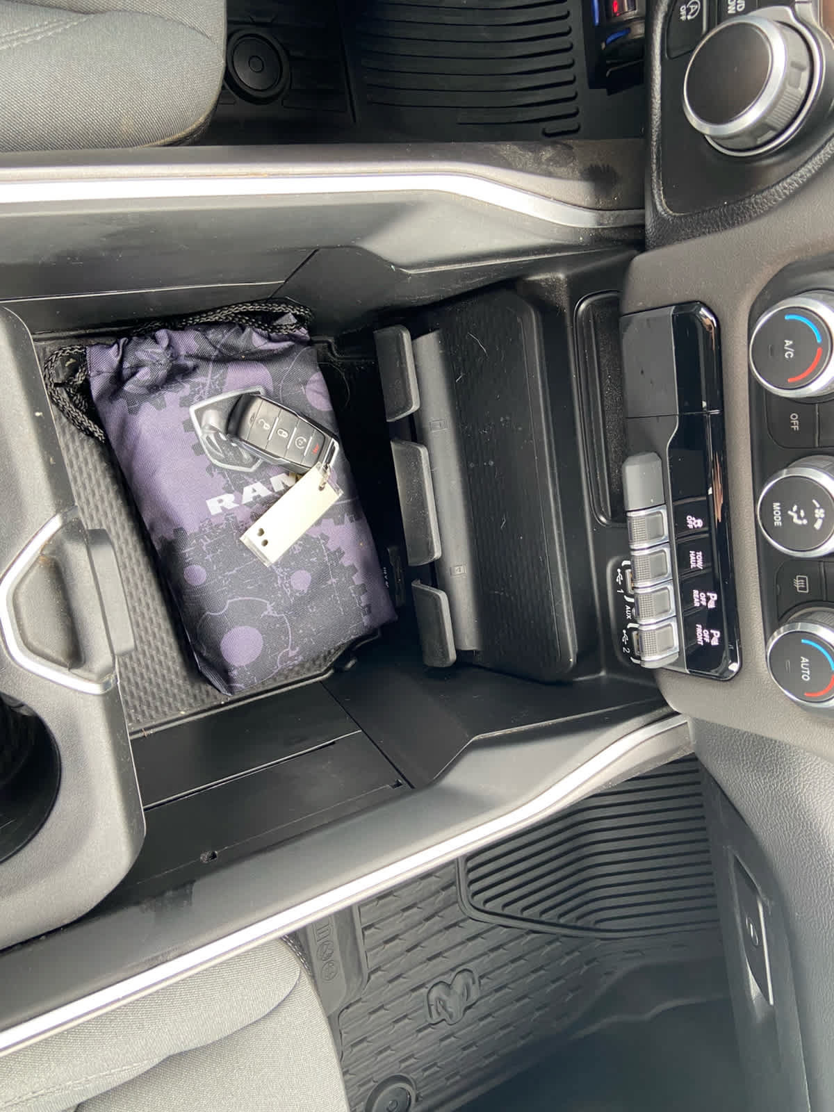 Used 2022 RAM 1500 Big Horn AWD/4WD image 20