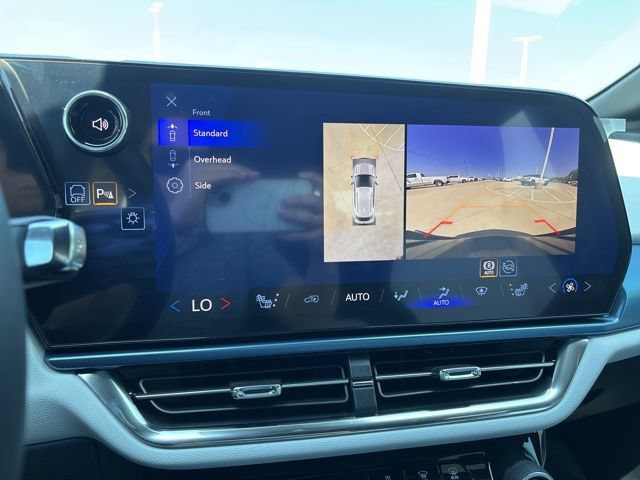 New 2026 Chevrolet Equinox EV LT FWD image 21
