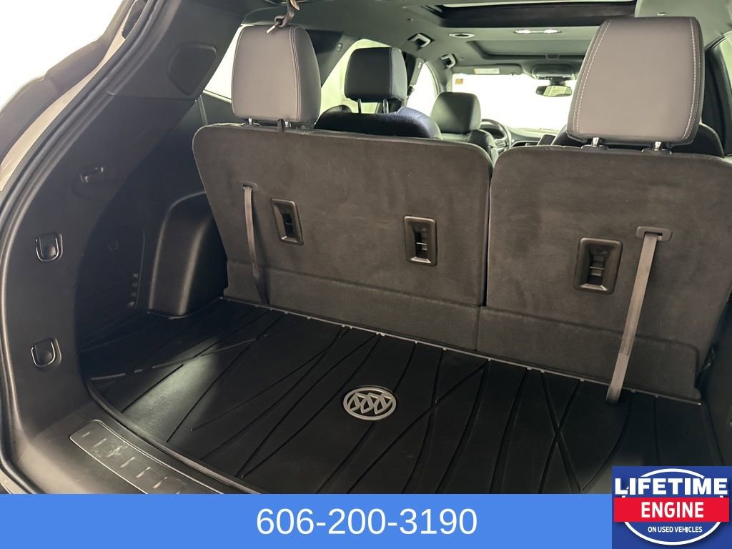 Used 2023 Buick Enclave Essence w/ Experience Buick Package image 9