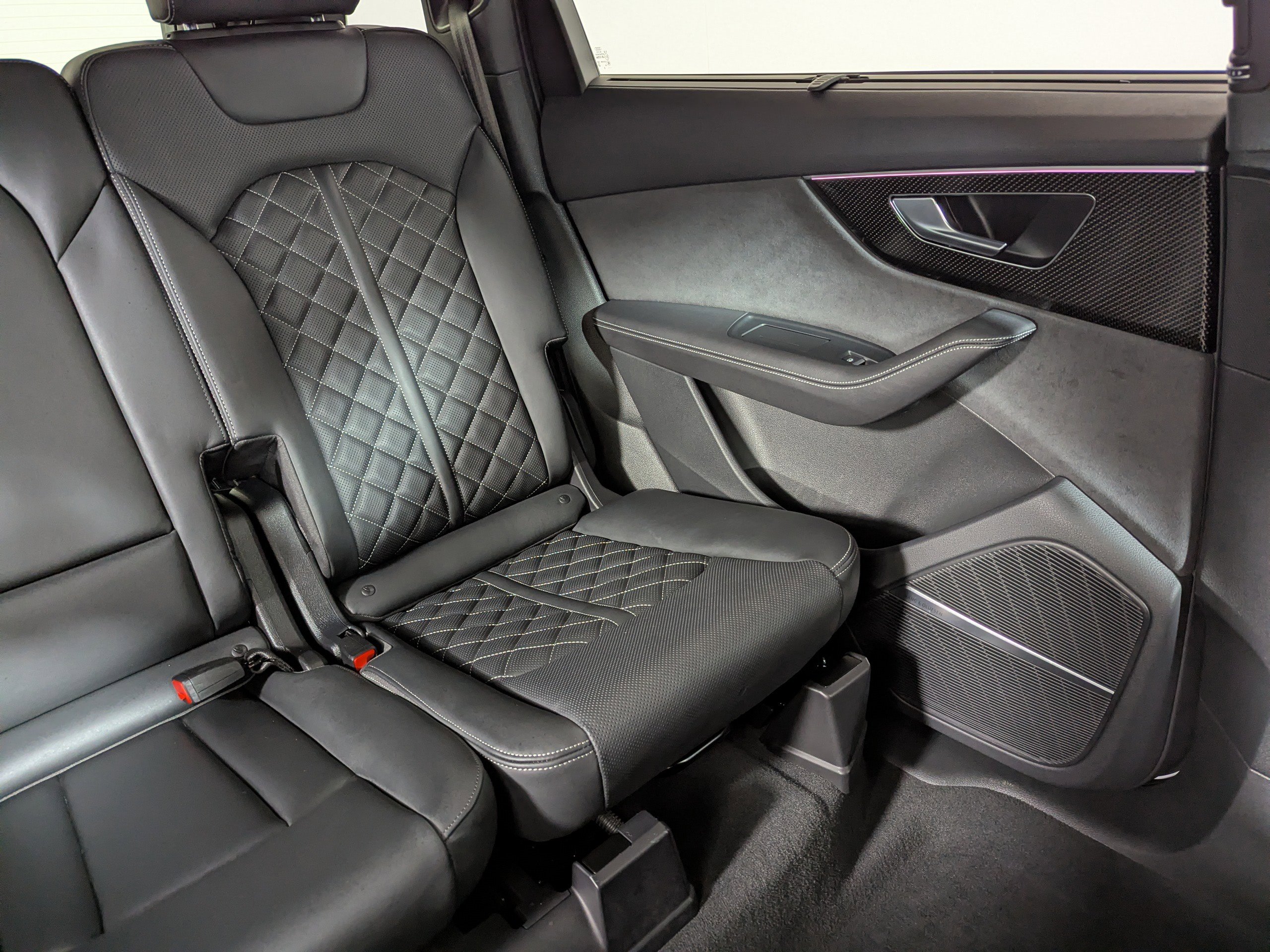 Certified 2023 Audi SQ7 Prestige AWD/4WD image 14