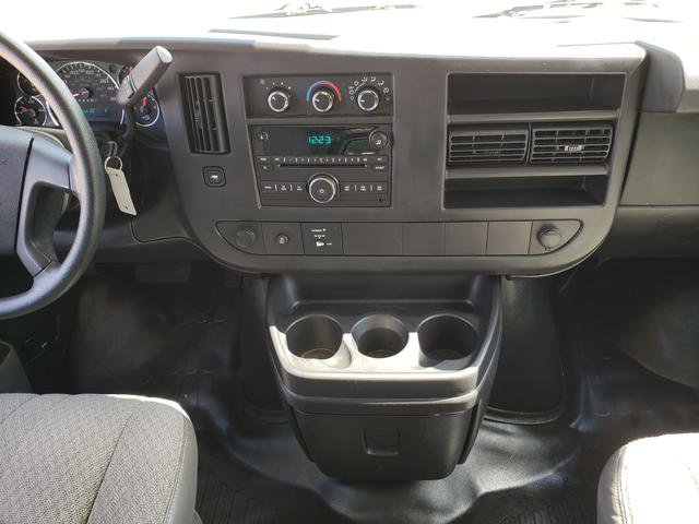 Used 2014 Chevrolet Express 2500 image 18
