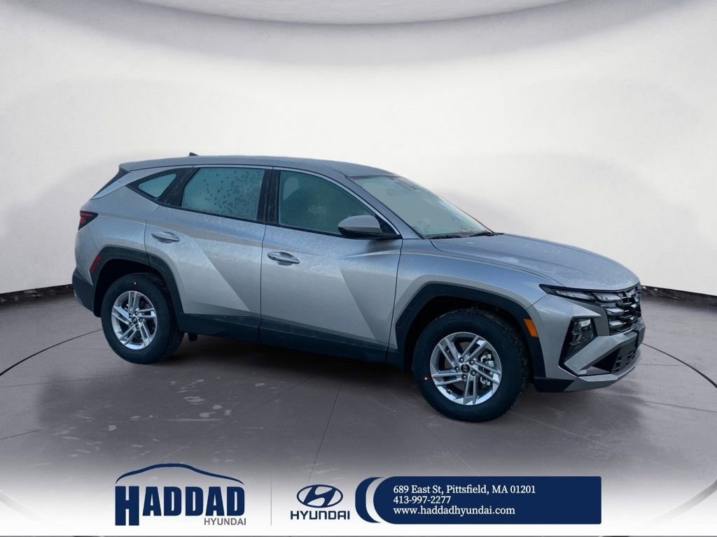 New 2025 Hyundai Tucson SE image 9
