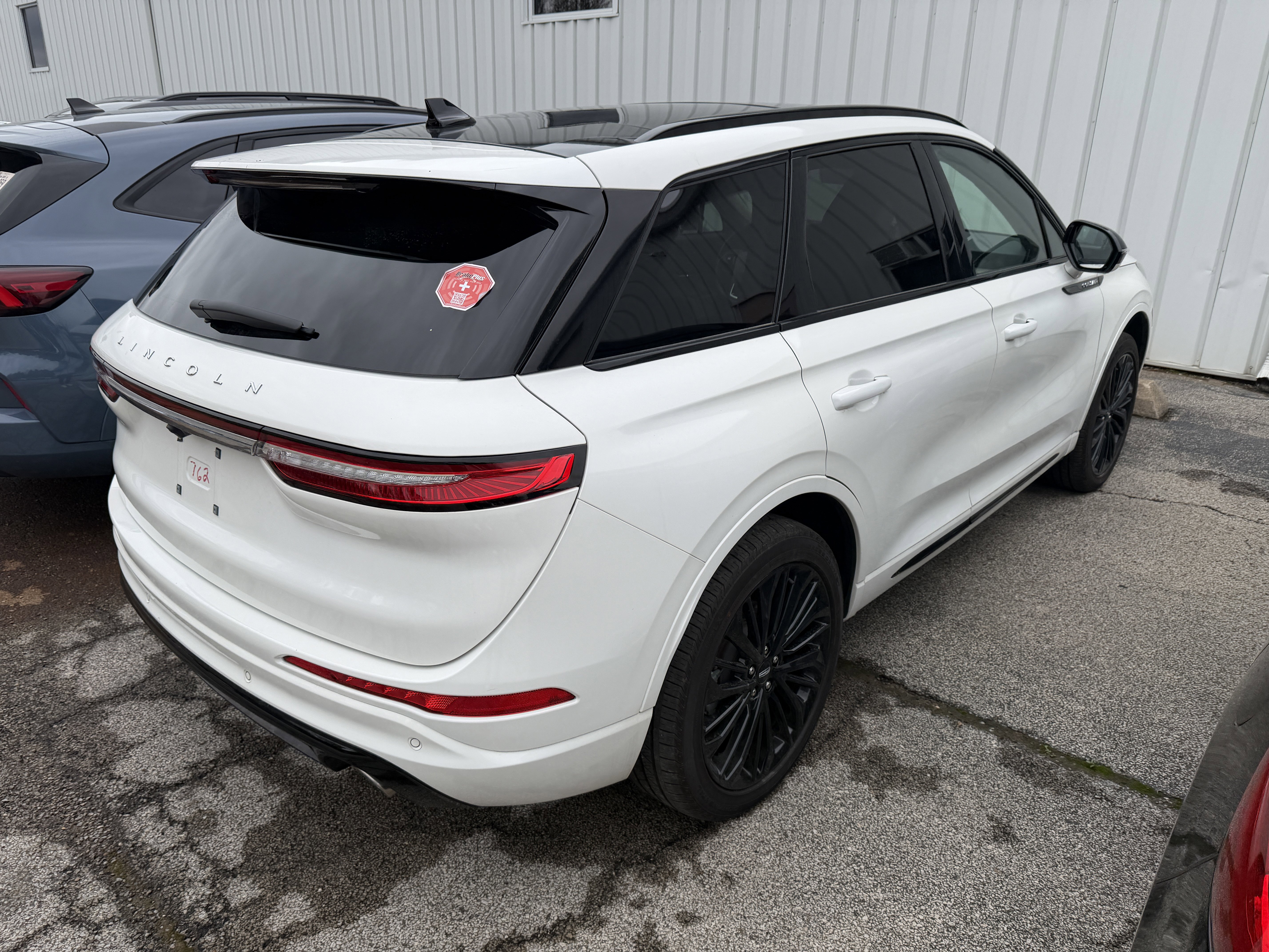 Used 2025 Lincoln Corsair Grand Touring w/ Equipment Group 301A image 4