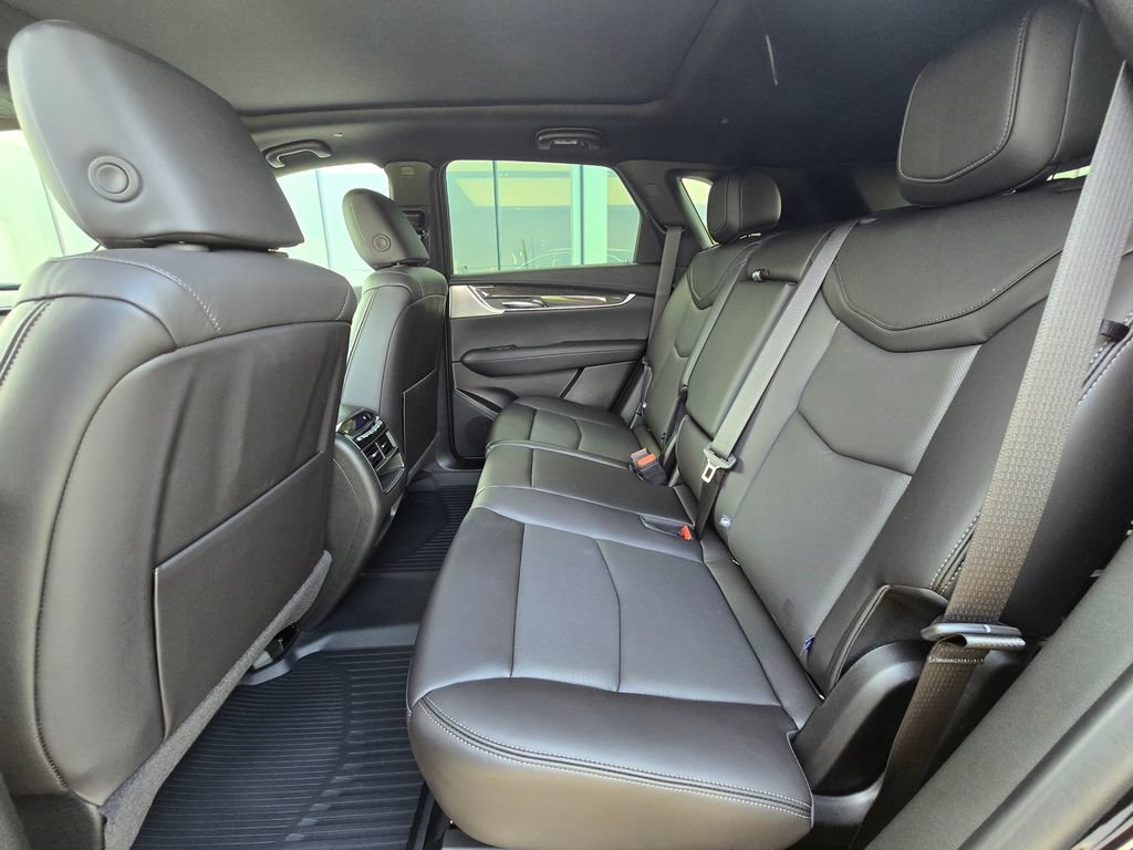 New 2026 Cadillac XT5 Sportv w/ LPO, Onyx Lite Package AWD/4WD image 19