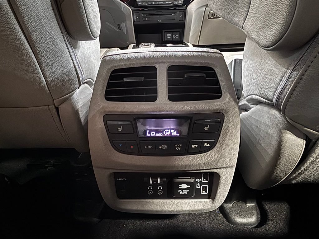 Used 2019 Honda Pilot Touring image 30