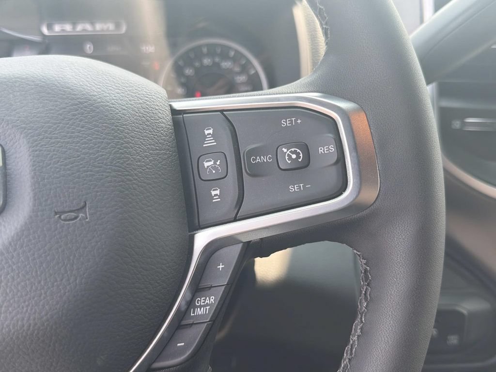 New 2026 RAM 2500 Big Horn AWD/4WD image 11