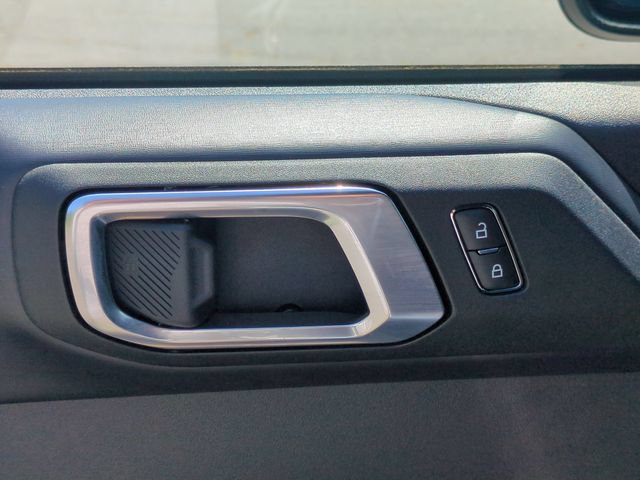 Used 2025 Ford Bronco Outer Banks AWD/4WD image 13