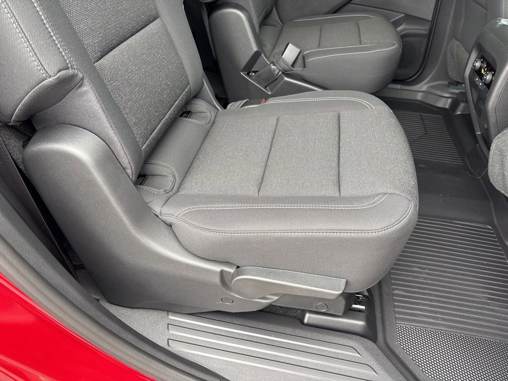 New 2026 Chevrolet Traverse LT w/ Driver Confidence Package image 23
