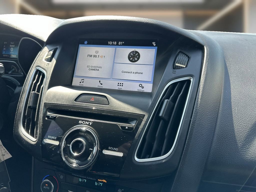 Used 2017 Ford Focus SEL image 17