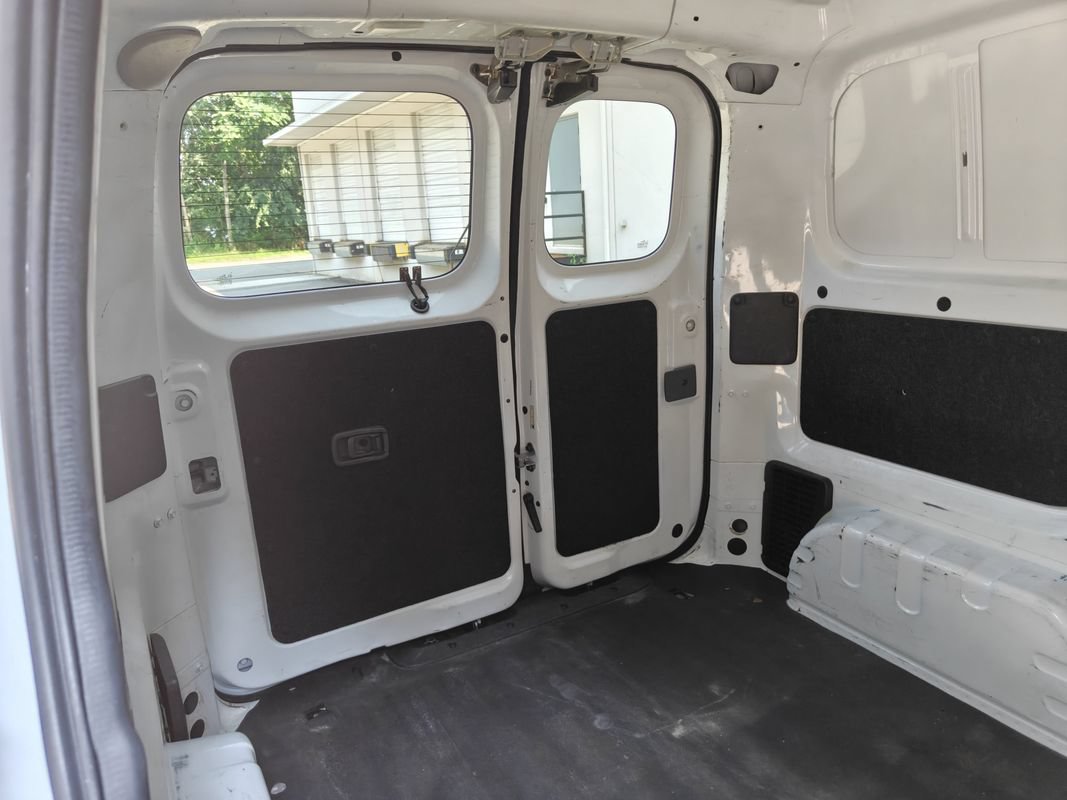 Used 2015 Chevrolet City Express LT FWD image 12