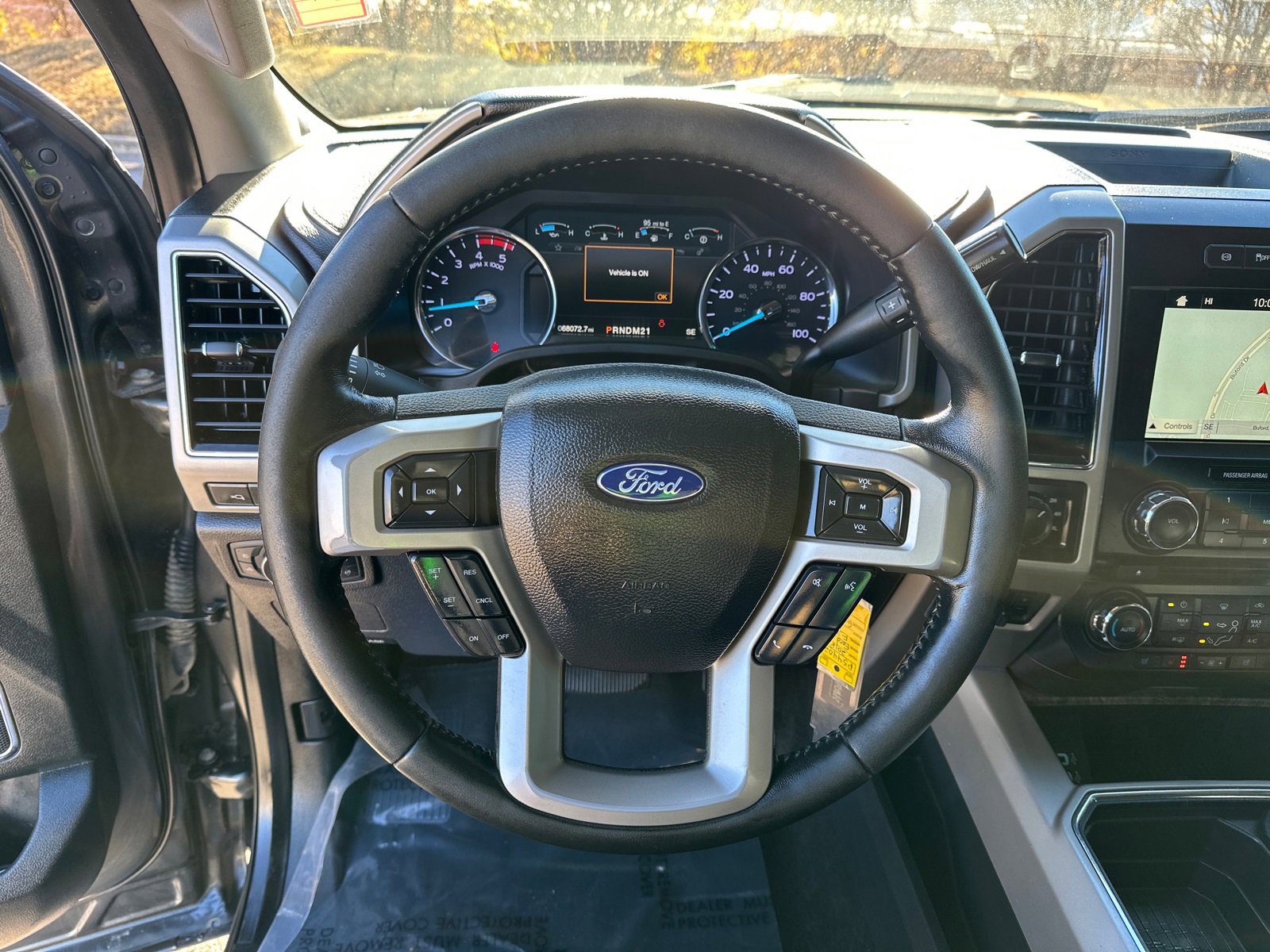 Used 2018 Ford F350 Lariat w/ Chrome Package image 24