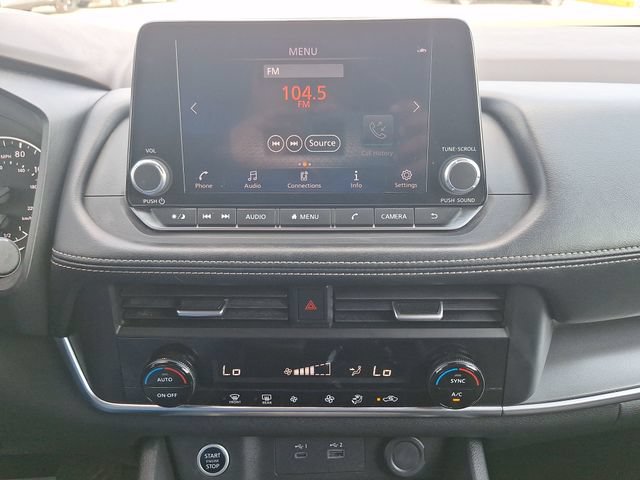 Certified 2023 Nissan Rogue SV FWD image 19
