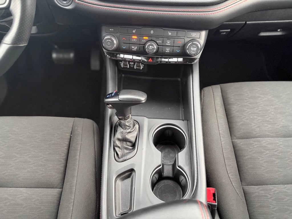 Used 2025 Dodge Durango GT AWD/4WD image 28