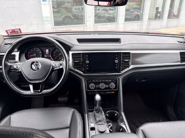 Used 2018 Volkswagen Atlas SEL AWD/4WD image 14