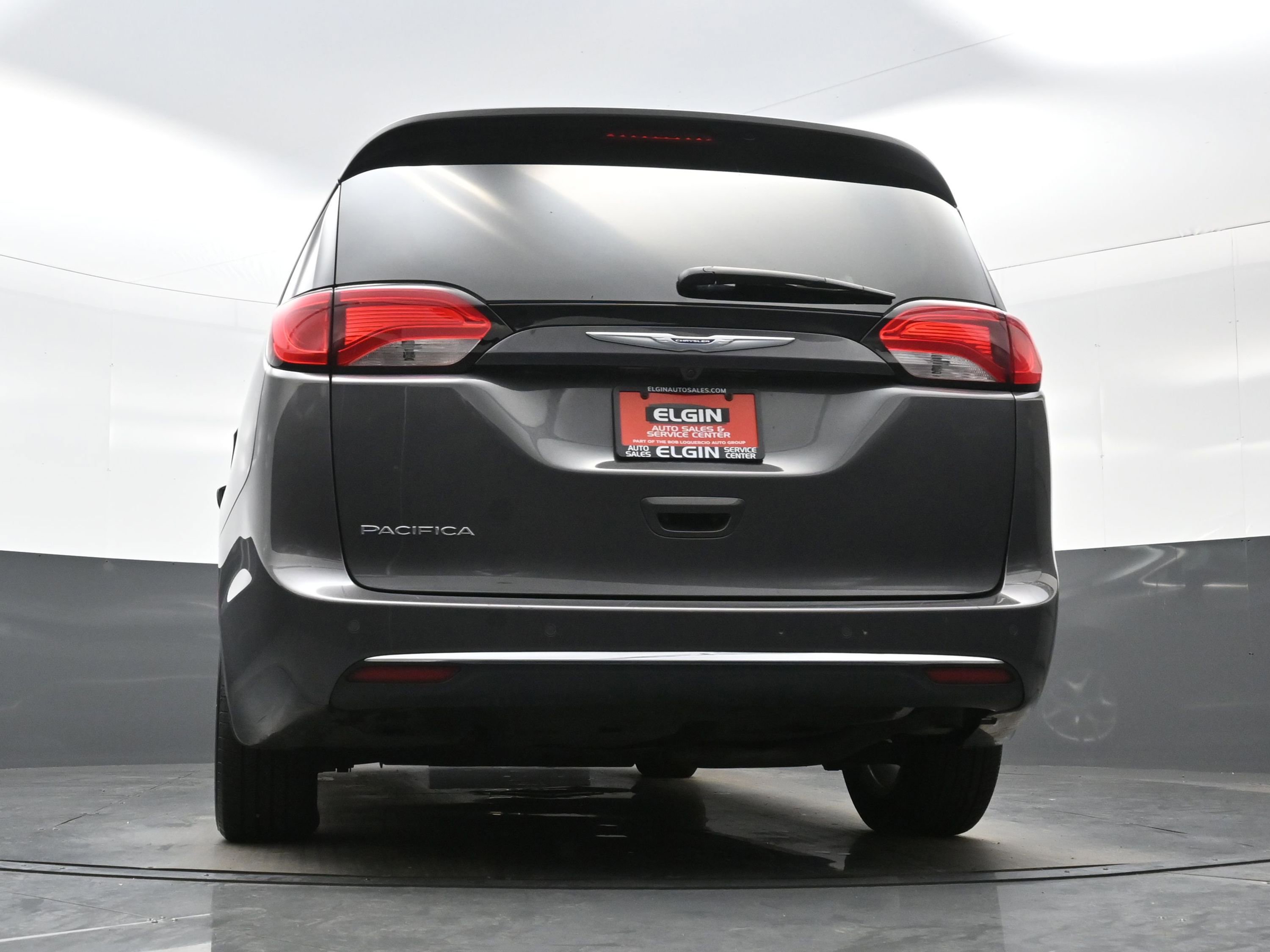 Used 2017 Chrysler Pacifica Touring-L Plus w/ Tire & Wheel Group image 30