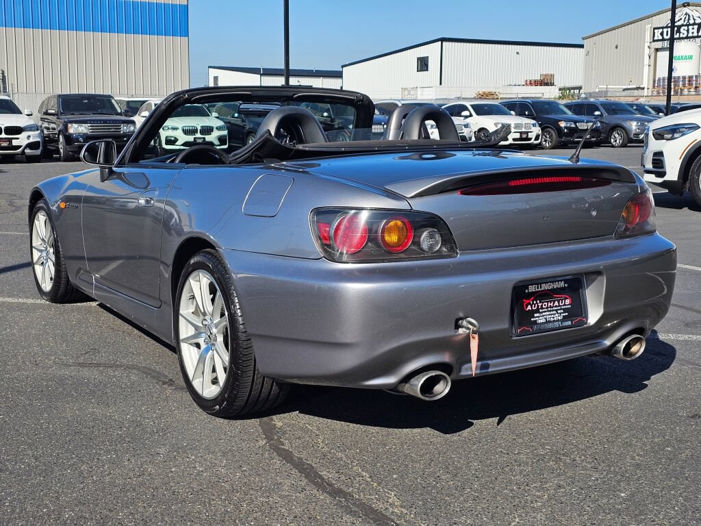 Used 2004 Honda S2000 image 3