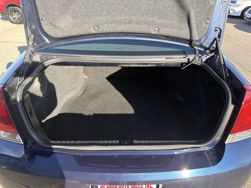 Used 2011 Chevrolet Impala LT FWD image 21