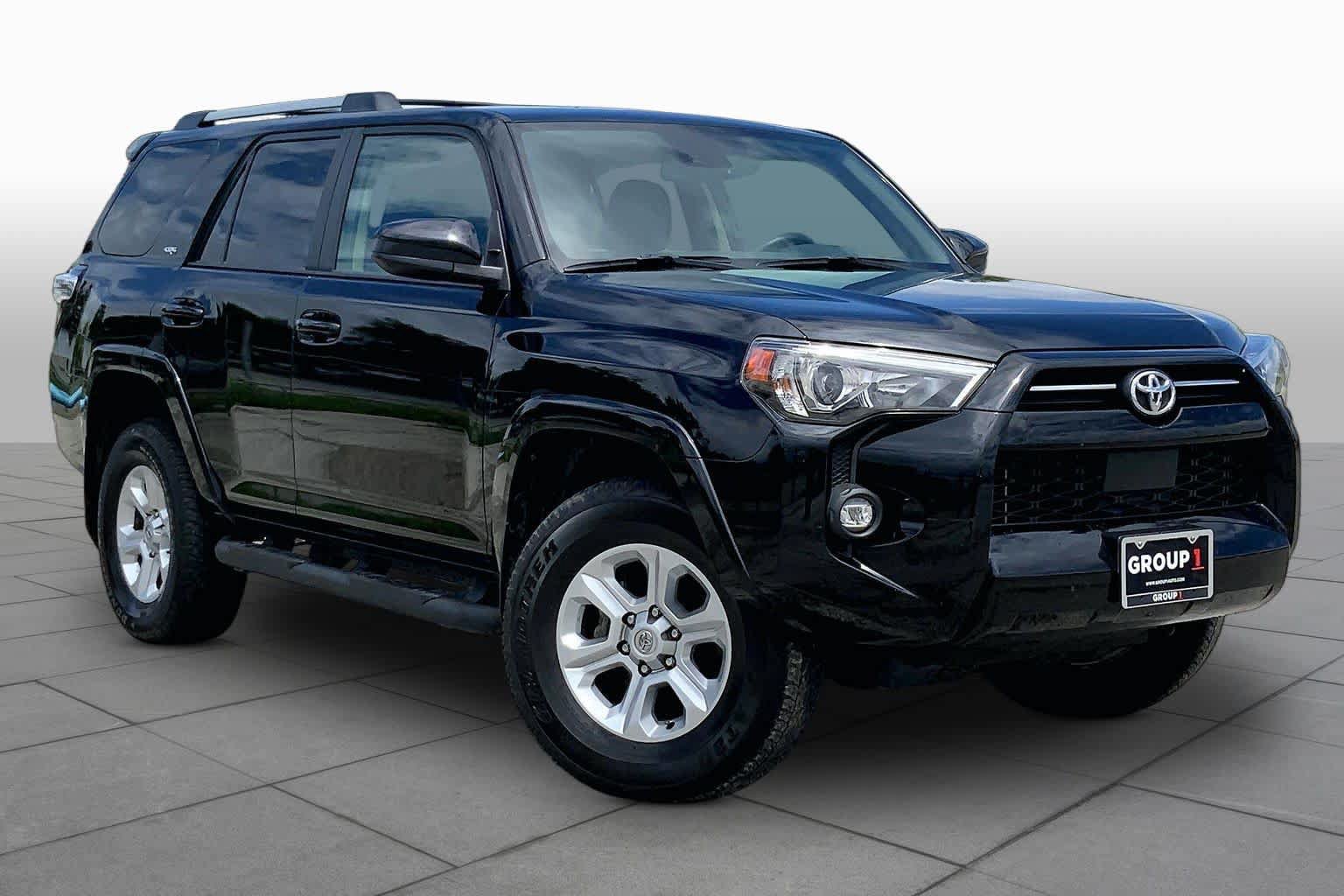 Used 2023 Toyota 4Runner SR5 AWD/4WD image 3