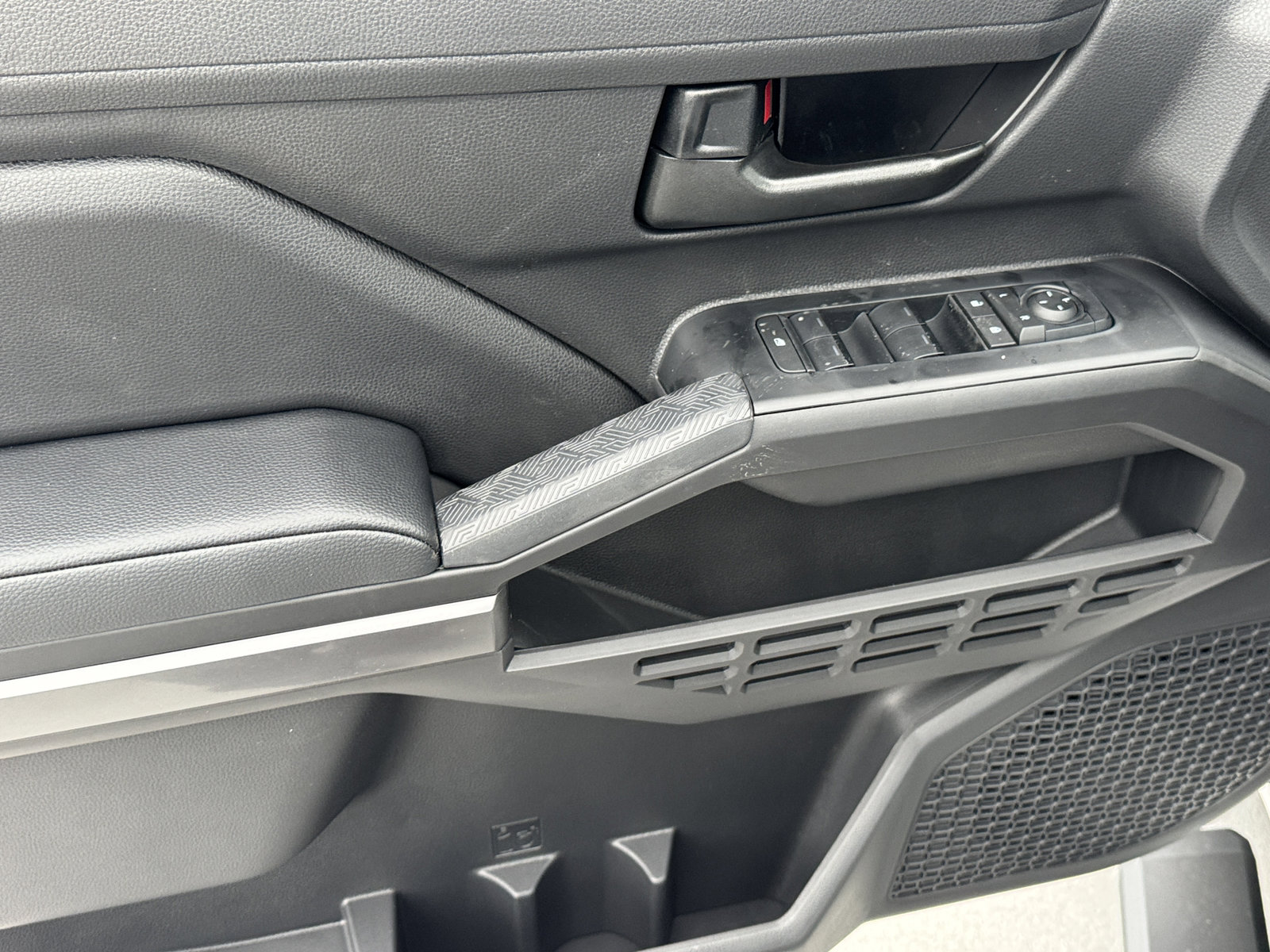 New 2026 Toyota Tacoma SR5 image 18